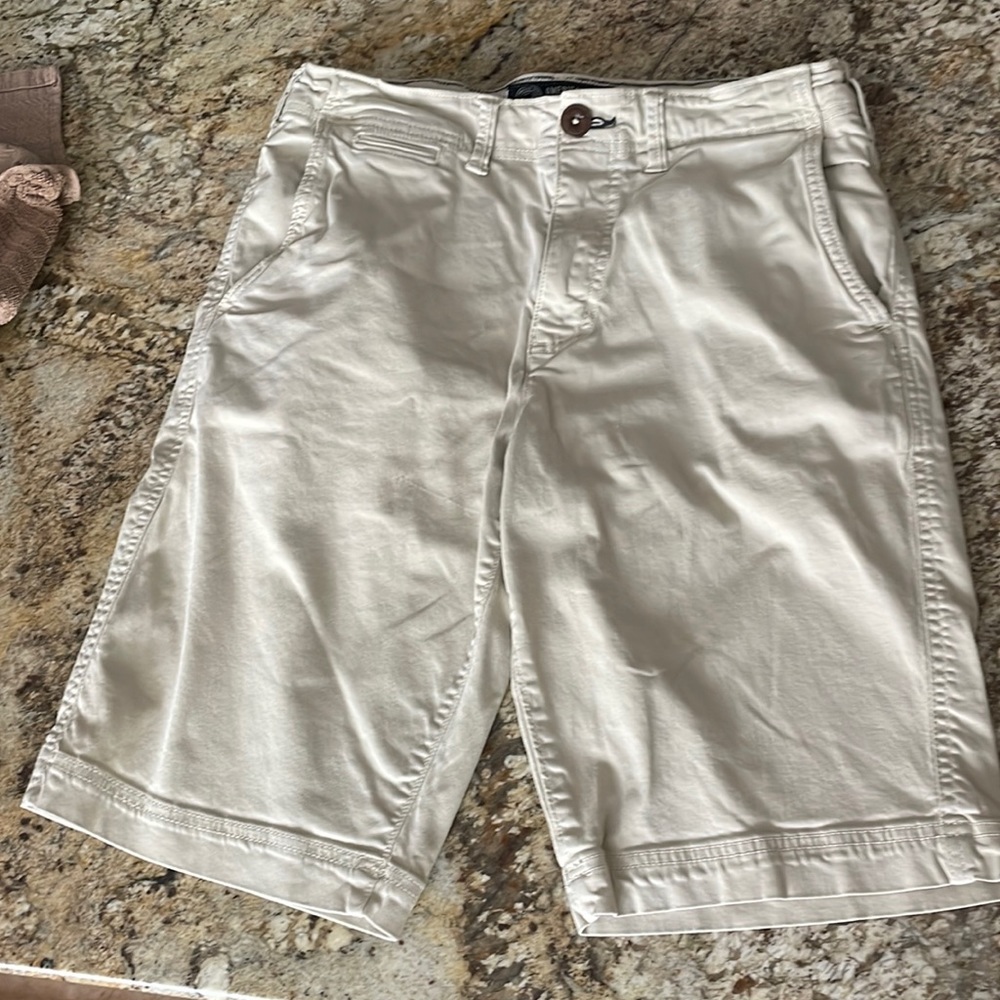 American Eagle Mens Active Flex Chino Shorts Size 30 Longer Length Chino Tan